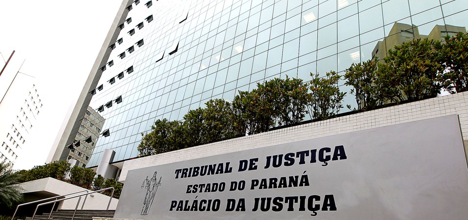 Sede do Tribunal de Justiça, em Curitiba: depois do Executivo, instituição foi quem mais sacou recursos do Fundo Previdenciário. | Antônio More / Gazeta do Povo