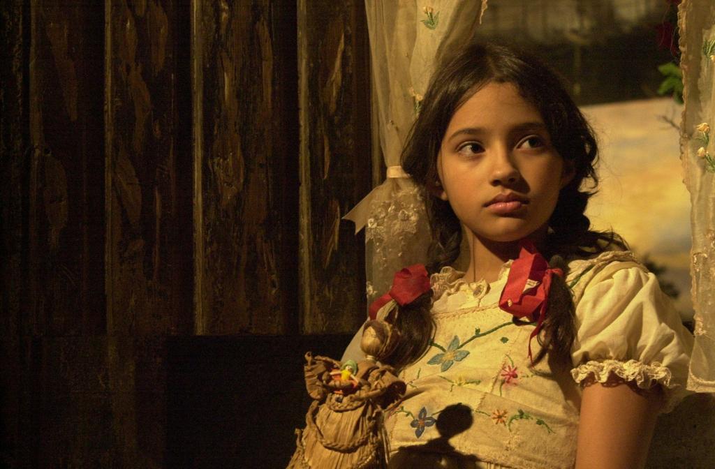 Na infância, personagem foi interpretada pela atriz Carolina Oliveira | TV Globo / Gianne Carvalho/