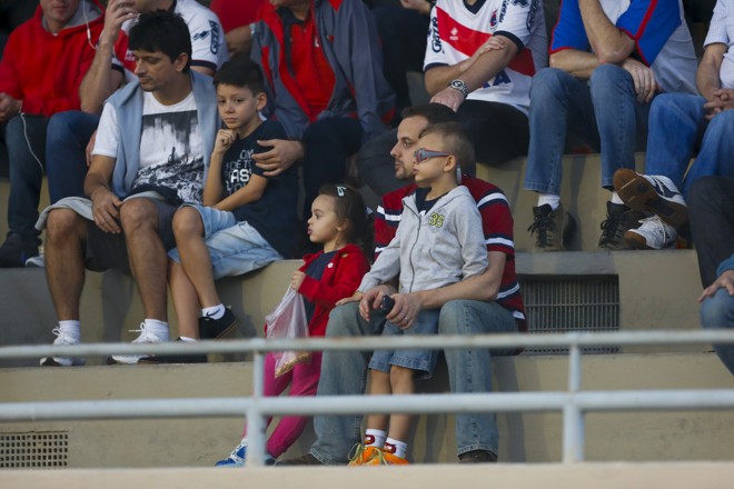 As crianças no estádio foi um diferencial do bom horário da partida contra o Boa. | Henry Milleo/Gazeta do Povo