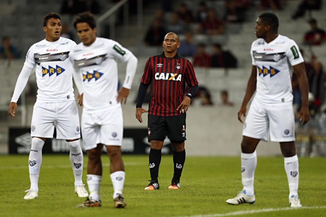 Walter fez o segundo jogo como titular no Atlético. | Felipe Rosa/TRIBUNA DO PARANA