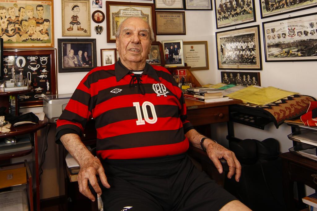 Jackson, ex-jogador do Atlético, diz sentir vergonha do atual time do Furacão.. | Daniel Castellano/Gazeta do Povo