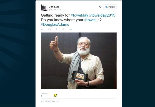 Internauta publica foto com a legenda “Preparando-se para o #diadatoalha. Você sabe onde está a sua toalha?” | 