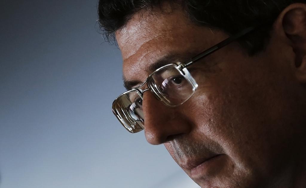 Levy voltou a afirmar que as medidas vão ajudar o Brasil a voltar a ter equilíbrio fiscal e que não retiram direitos dos trabalhadores | Nacho Doce/Reuters