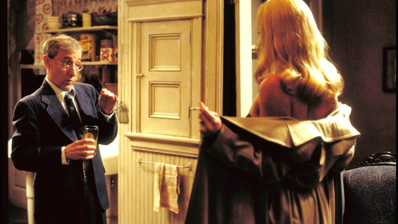 Charlize Theron faz a mulher fatal de O Escorpião de Jade. | Divulgação