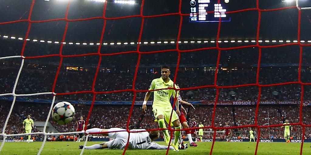 Neymar marcou dois gols contra o Bayern de Munique e agora é o vice-artilheiro da Champions, com 9 gols. | Kai Pfaffenbach/Reuters