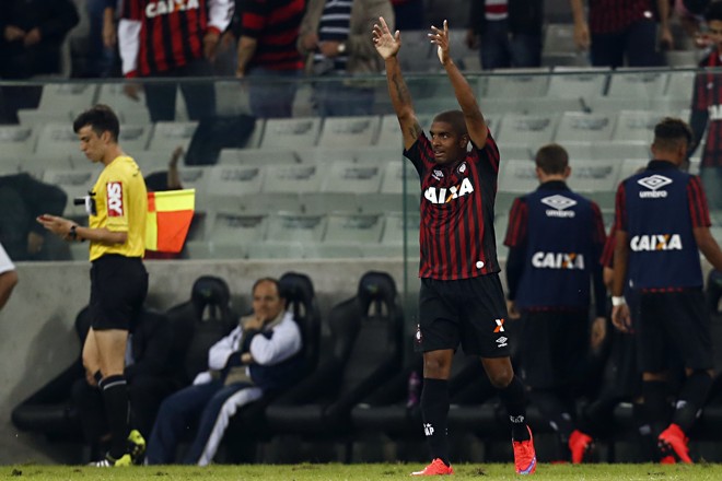 Marco Damasceno foi escalado como titular e marcou o primeiro gol do Atlético na Baixada. | Felipe Rosa/TRIBUNA DO PARANA