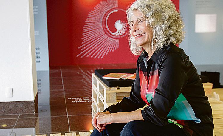 “Com o poema, você pode construir uma relação”, diz Alice Ruiz. | Daniel Castellano/Gazeta do Povo