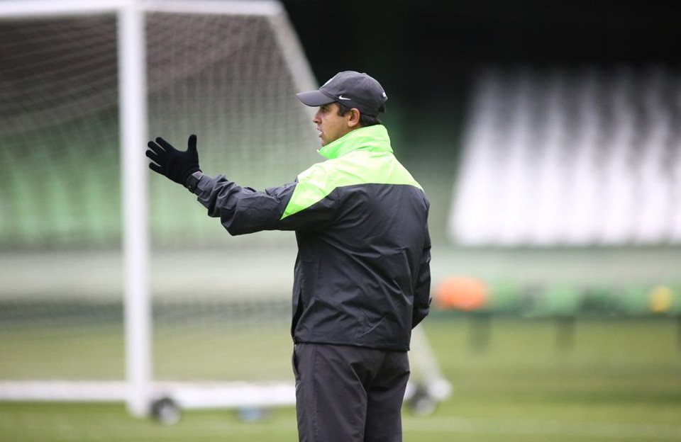 Marquinhos Santos durante o último treino do Coxa antes do jogo contra o Fortaleza. | Giuliano Gomes/Gazeta do Povo