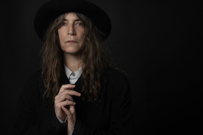 Patti Smith também irá declamar poemas (além de cantar) |