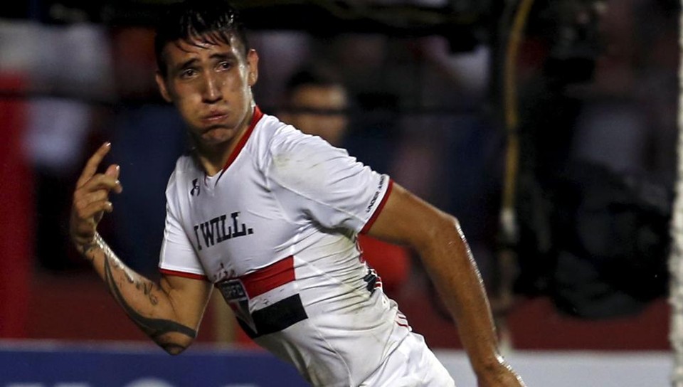 Centurión comemora gol da vitória do São Paulo sobre o Cruzeiro. | PAULO WHITAKER/REUTERS