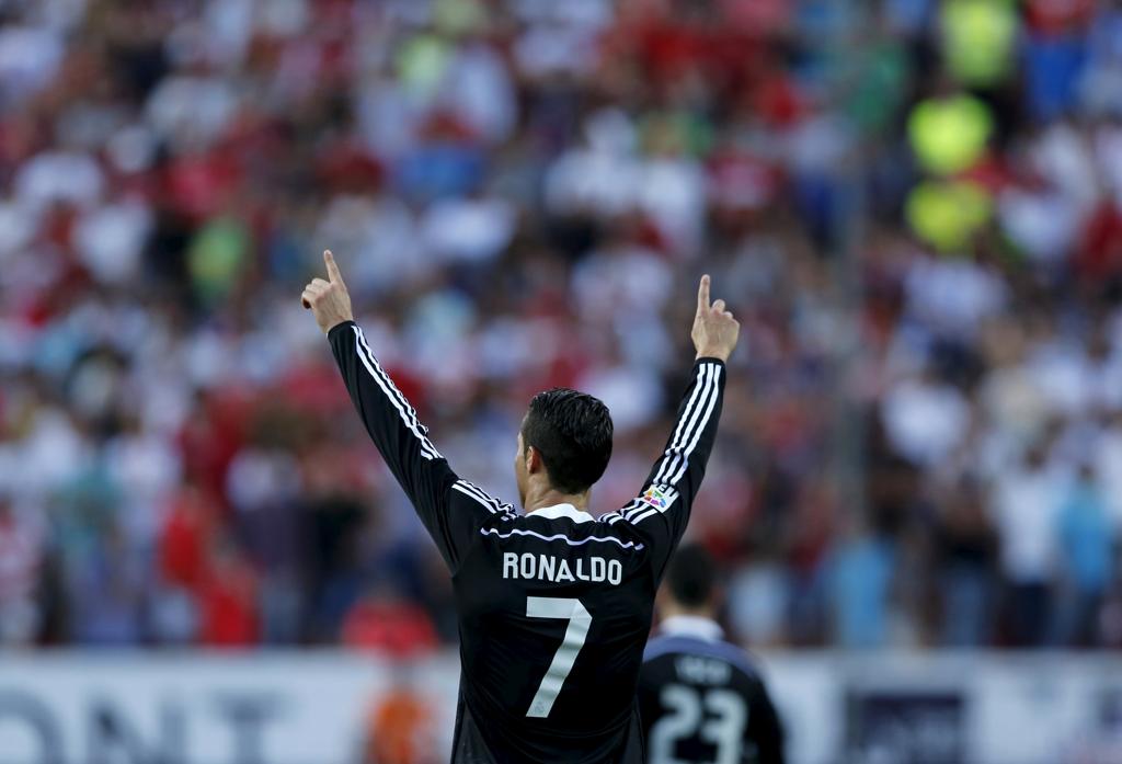 Cristiano Ronaldo foi o destaque da partida: marcou os três gols do Real Madrid | MARCELO DEL POZO/REUTERS