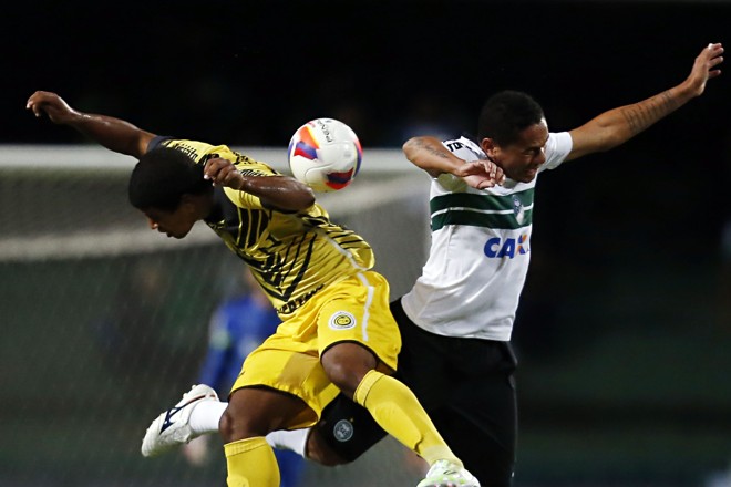 Cascavel conseguiu escapar do Torneio da Morte e caiu nas quartas de final contra o Coritiba. | Albari Rosa/Gazeta do Povo