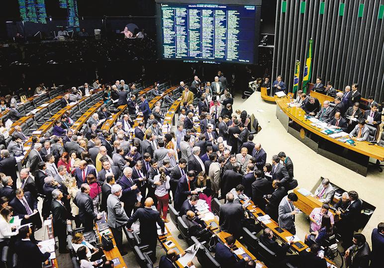 Plenário da Câmara: unificação das eleições será votada em junho. | Gustavo Lima/Agência Câmara