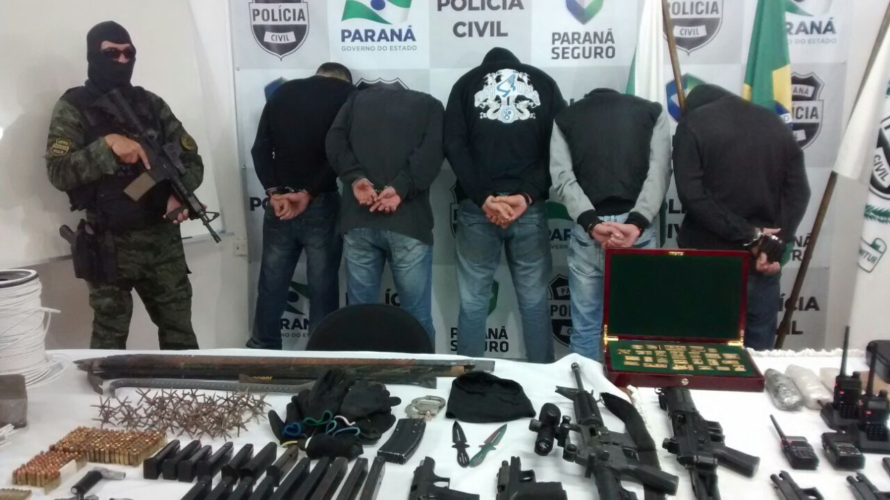Cinco homens foram presos acusados de pelo menos 11 roubos a caixas eletrônicos no Paraná e em Santa Catarina. | Aliocha  Mauricio/Tribuna do Parana