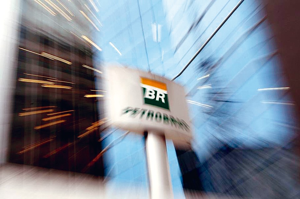 Nova estratégia da Petrobras vai prever investimentos entre US$ 129 bilhões e US$ 141 bilhões. | Paulo Whitaker/Reuters