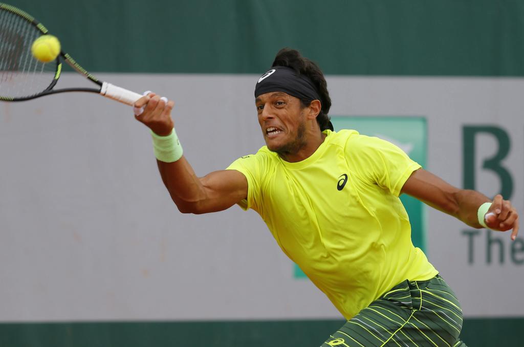 João Souza caiu na primeira rodada em Roland Garros. | ROBERT GHEMENT/EFE