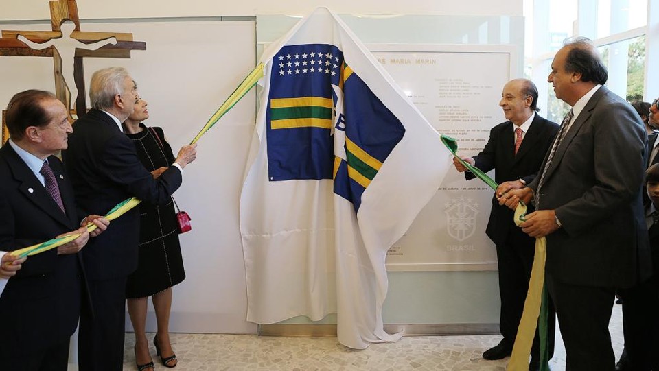 Marin (à esquerda) e Del Nero (direita) inauguram a sede José Maria Marin, em junho de 2014. | Ricardo Stuckert/CBF
