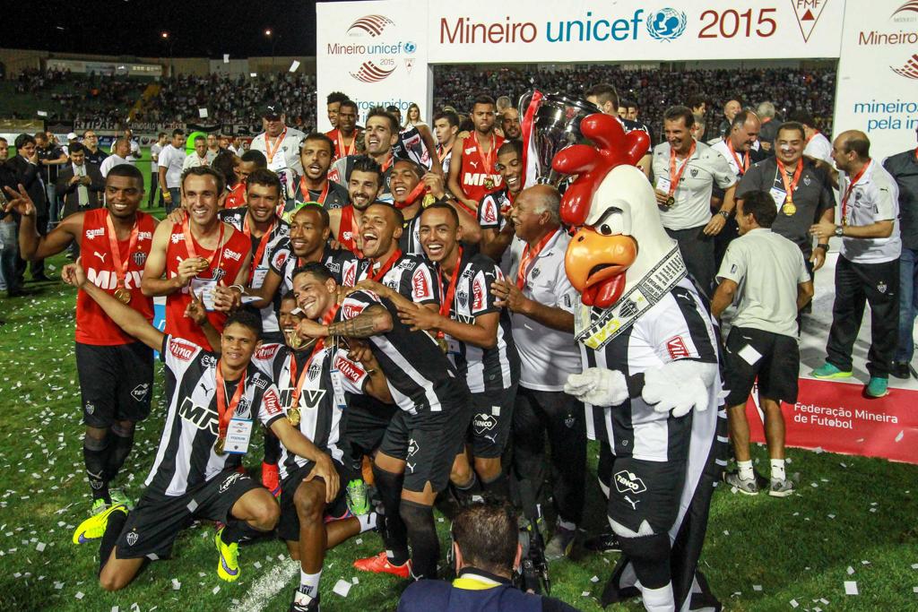 Equipe comemora o título estadual do Atlético-MG, conquistado neste domingo (3) | /Flickr Atlético-MG