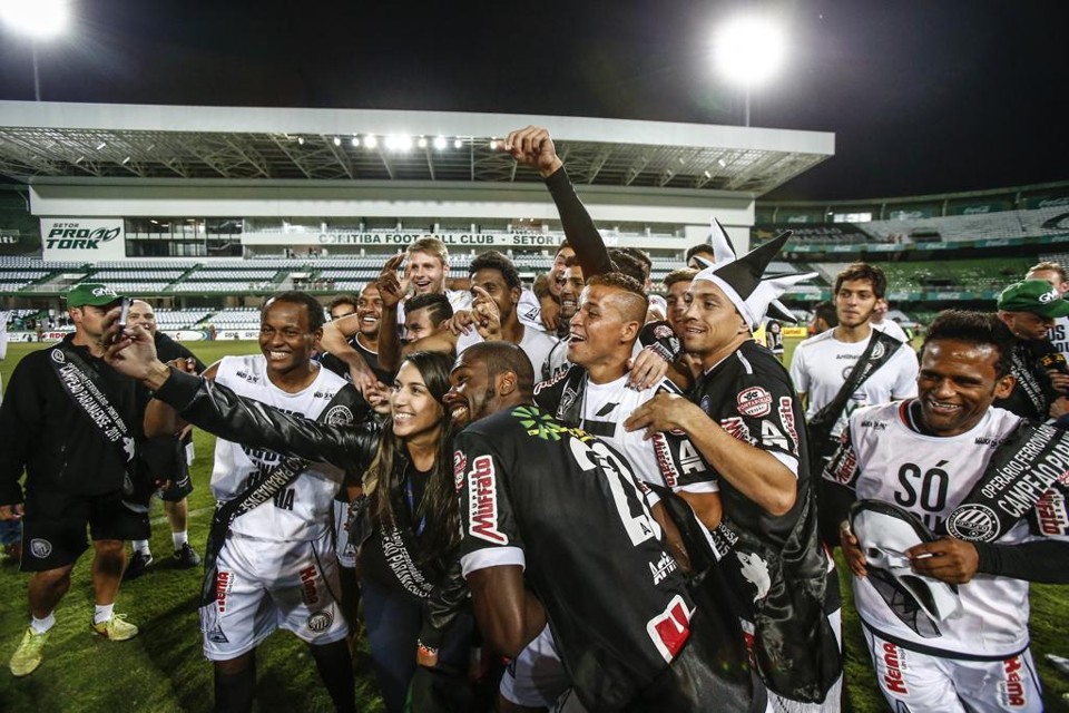 jogadores têm contrato acabando com o Operário. | Daniel Castellano/Gazeta do Povo