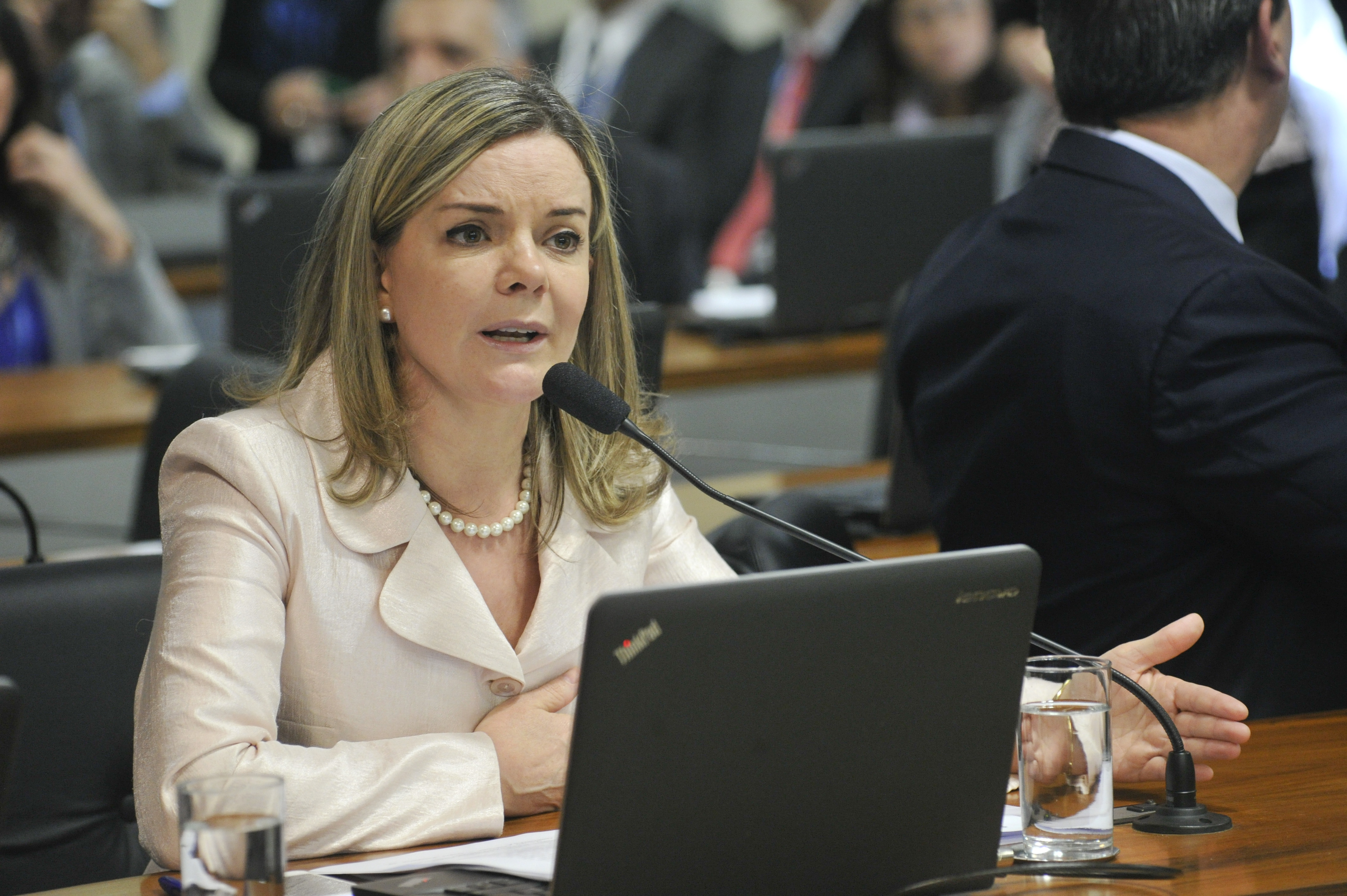 Gleisi nega a acusação e diz que os depoimentos de Youssef e Costa têm divergências. | Geraldo Magela/Agência Senado