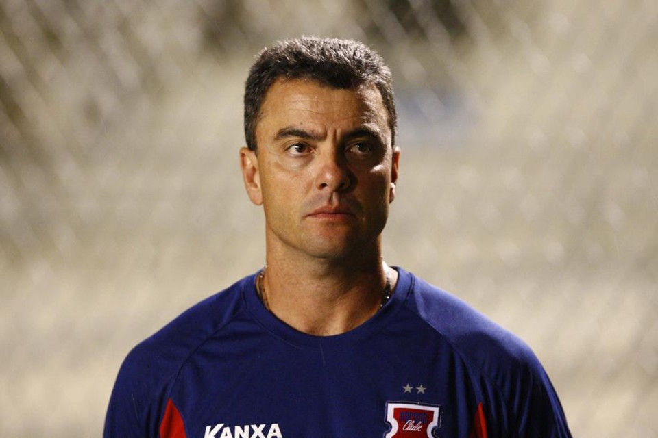 Há dois meses a Justiça notificou o Paraná de que estádio seria leiloado para pagar dívida com o técnico Ricardo Pinto. | Pedro Serápio / Gazeta do Povo