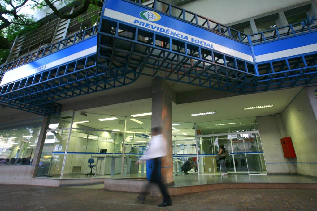 | Ivan Amorin/Ivan Amorin