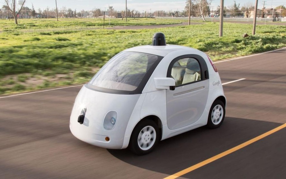 Os novos veículos estão projetados para ser plenamente autônomos, mas por enquanto cada veículo levará dois passageiros | Divulgação/Google