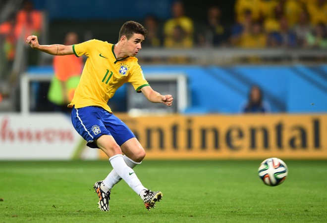OSCAR (BRASIL). Uma contusão em um treinamento do Chelsea no início de maio fez o Brasil perder o seu meia antes mesmo de Dunga anunciar a lista de convocados. | Laurence Griffiths/Getty Images