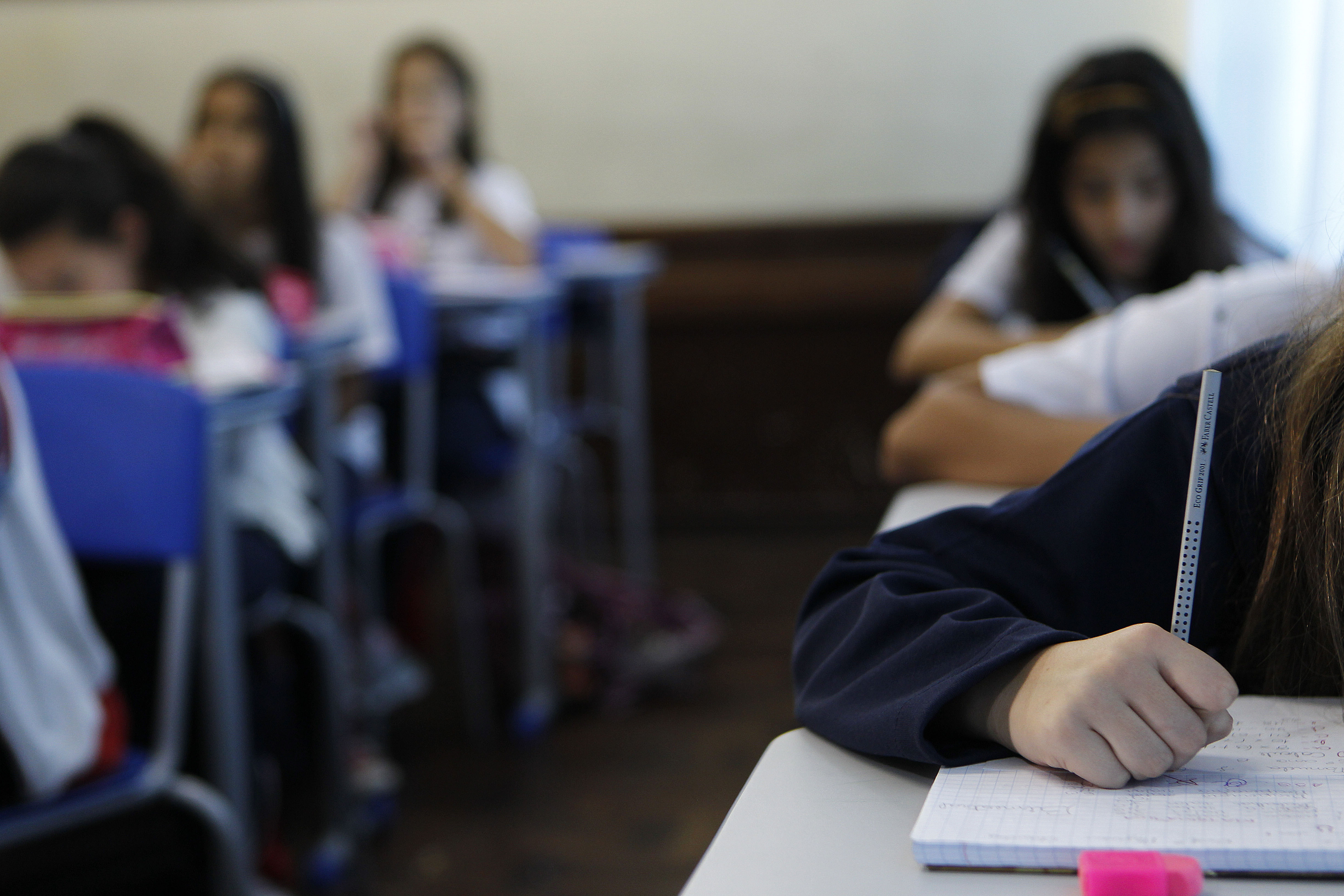 O CEE tem até sexta-feira (26) para anunciar oficialmente uma posição sobre o assunto. Uma decisão pode sair ainda nesta quarta-feira (24). | Jonathan Campos/Gazeta do Povo