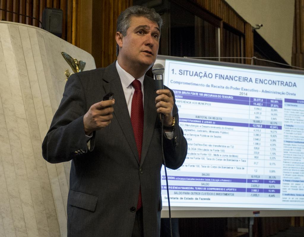 Secretário revelou que governo não vem recolendo sua cota-parte. | Henry Milleo/Gazeta do Povo