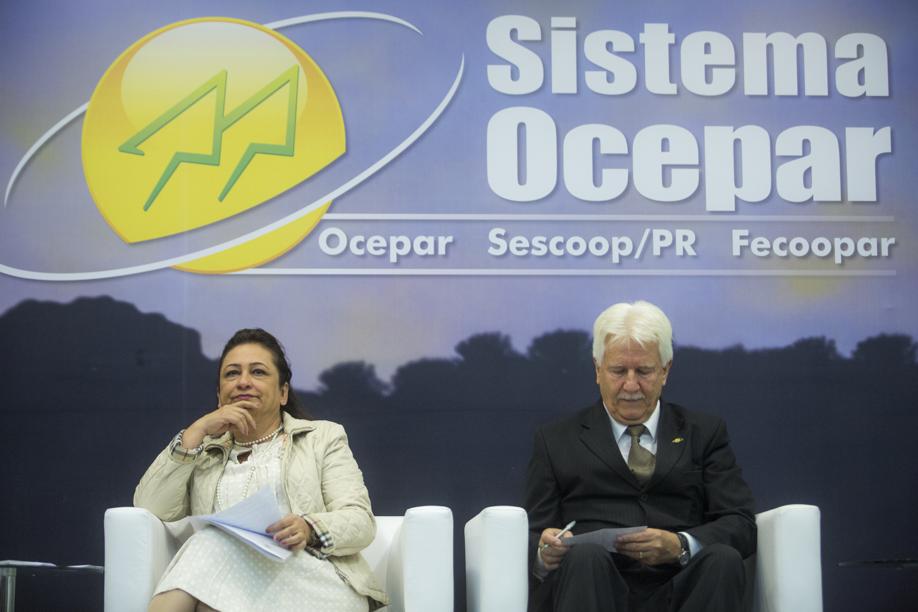 Ministra esteve em Curitiba para detalhes Plano Safra 2015/16. |