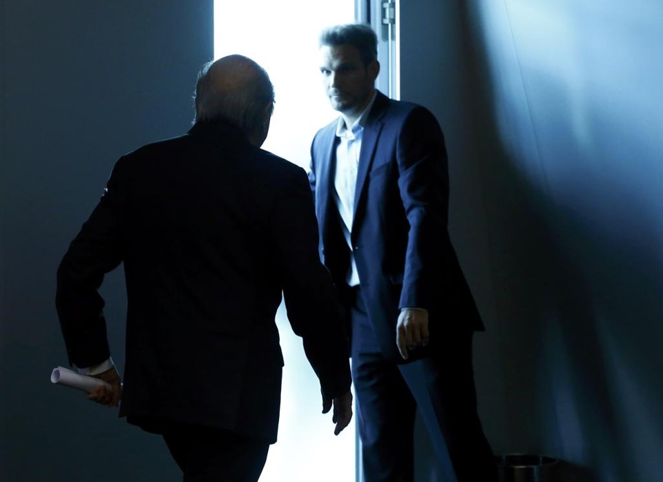 Blatter deixa a sede da Fifa após comunicar renúncia. | RUBEN SPRICH/REUTERS