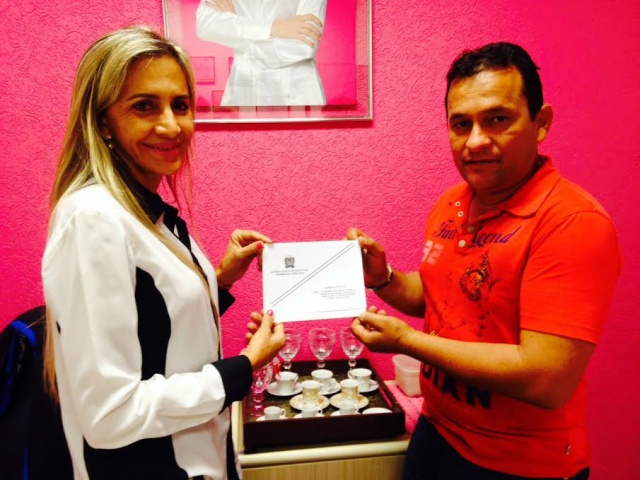 Virgínia Magrini em evento sobre o câncer de mama: queixa na polícia. | Câmara Municipal de Dourados/Divulgação