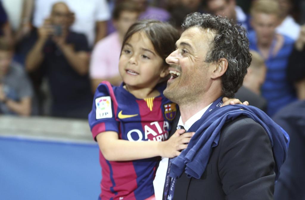 O técnico do Barcelona Luis Henrique comemora o título da Liga dos Campeões | Andreu Dalmau/EFE