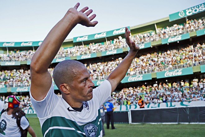 Despedida do jogador Alex | Albari Rosa/Gazeta do Povo