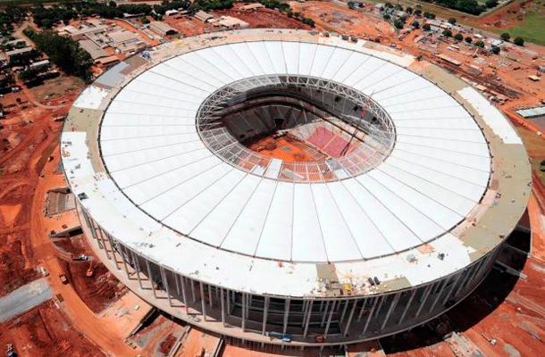 O estádio Mané Garrincha, em Brasília, foi construindo pela Andrade Gutierrez | /