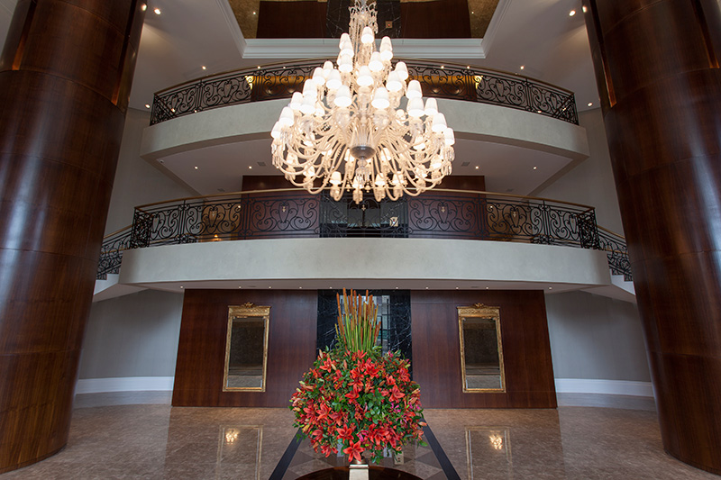 Hall do Palazzo Lumini marca a sofisticação e requinte do empreendimento, com unidades a partir dos R$ 14,5 milhões. | Tuca Reinés