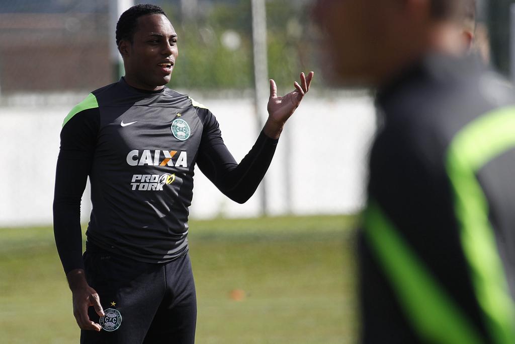 Luccas Claro volta ao time titular do Coxa contra o Fluminense. | Jonathan Campos/Gazeta do Povo