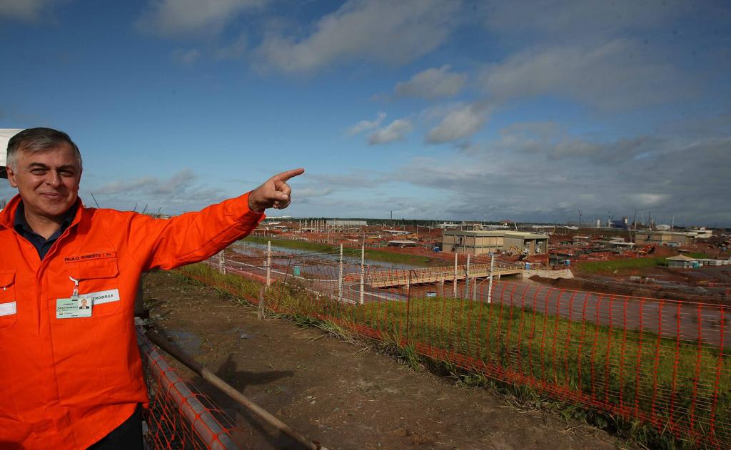 Paulo Roberto Costa, que está cumprindo prisão domiciliar no Rio de Janeiro, também participou nesta segunda-feira (22), em Curitiba, de uma acareação com o doleiro Alberto Youssef | Marcelo Sayão/EFE