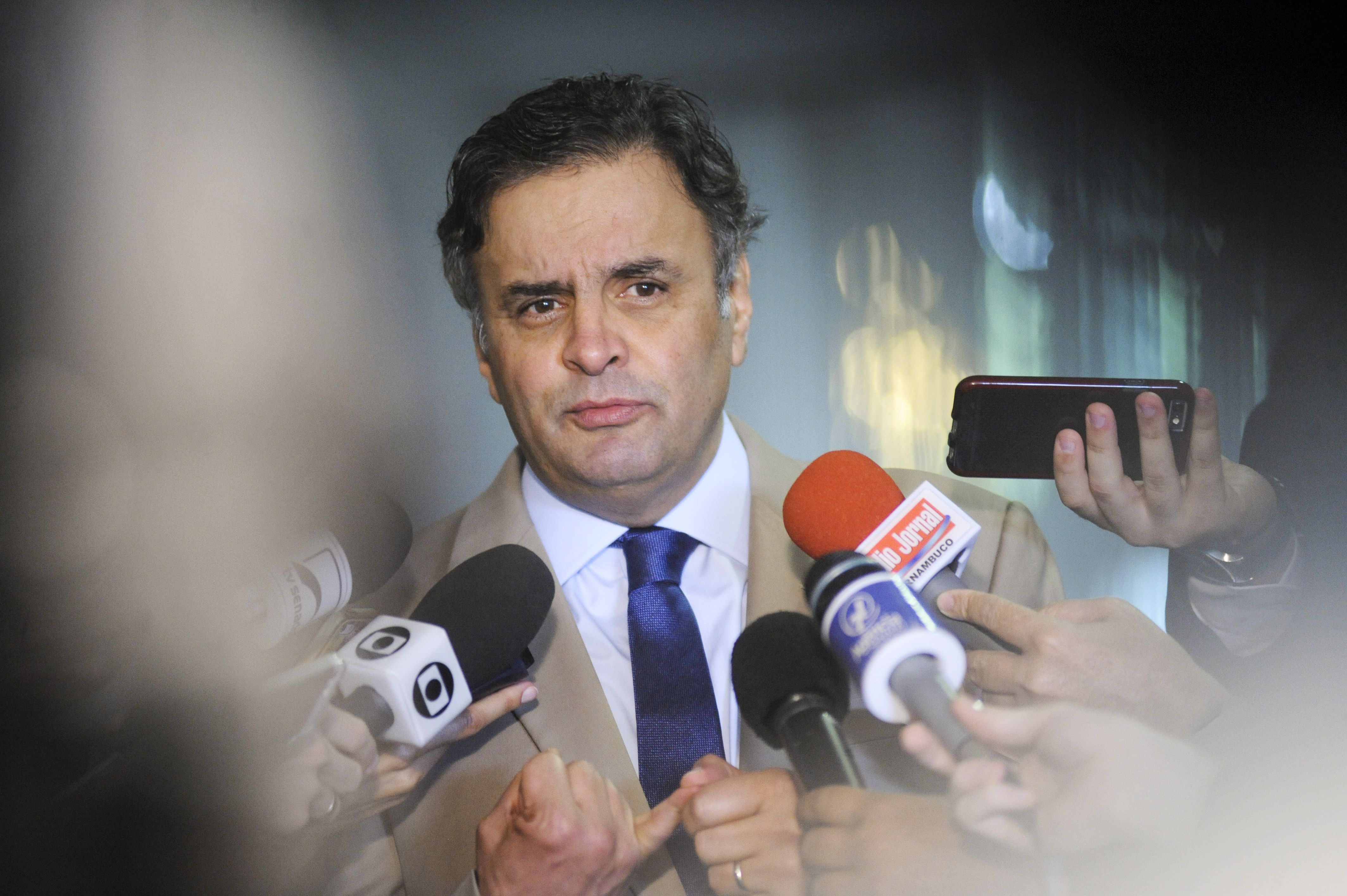 Aécio Neves se rendeu à proposta elaborada pelo governador de São Paulo Geraldo Alckmin. | Pedro França/Agência Senado