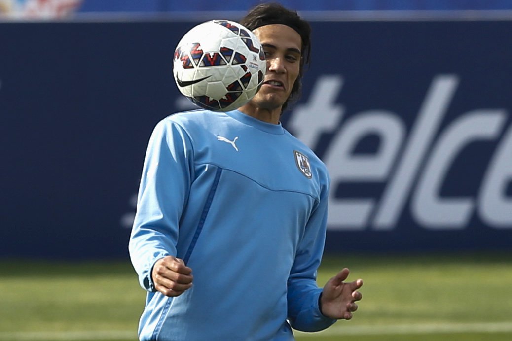 Destaque da seleção do Uruguai, Cavani enfrenta um problema pessoal. | Carlos Garcia Rawlins/Reuters