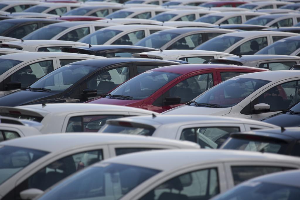 Apesar de todas as medidas para reduzir a produção, o estoque de veículos segue elevado: fechou maio no equivalente a 51 dias de vendas. | Henry Milléo/Gazeta do Povo