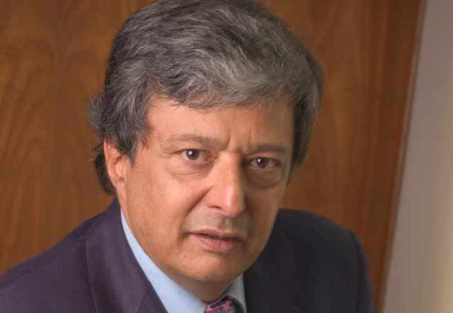 Escritor Jorge Caldeira, que lança livro em Curitiba | Divulgação/