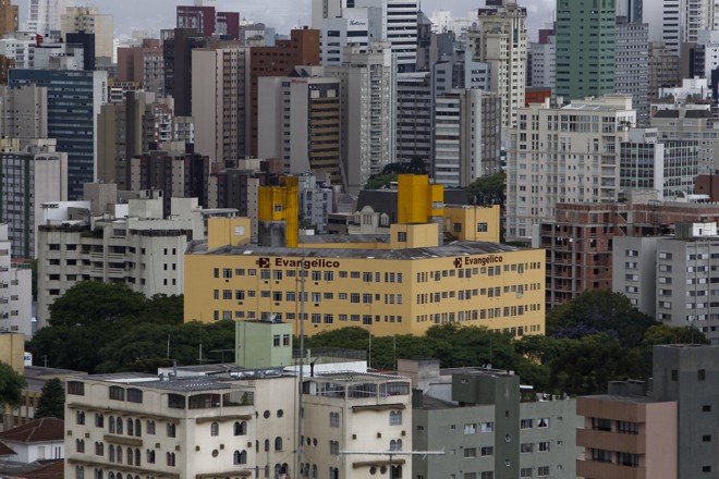 Também conhecido por Champagnat, o Bigorrilho é o quarto bairro da lista com metro quadrado a R$ 7,6 mil. | Daniel Castellano / Gazeta do Povo