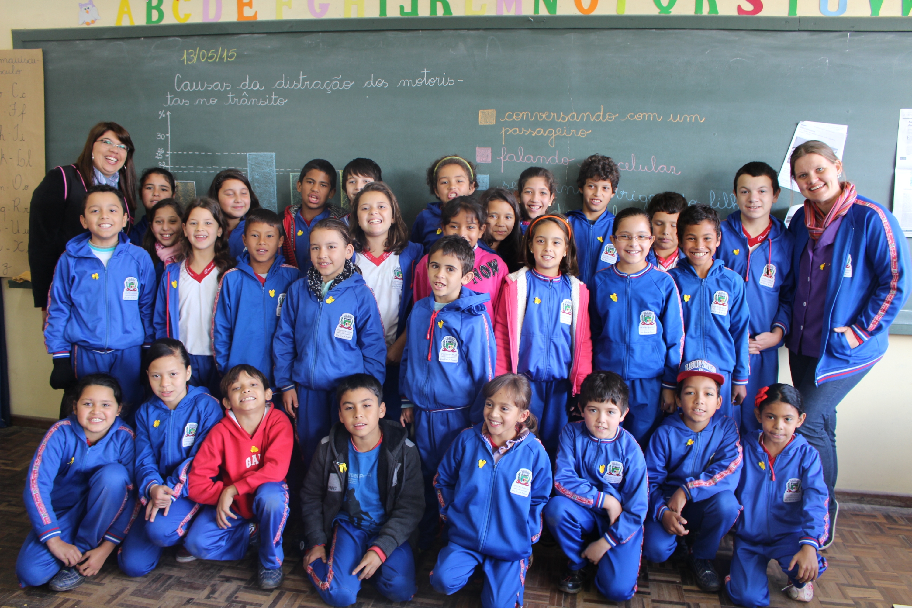 A turma que percebeu possibilidades de melhorias no trânsito e elegeu representantes que visitaram o prefeito de Quatro Barras e fizeram as reivindicações. | Divulgação