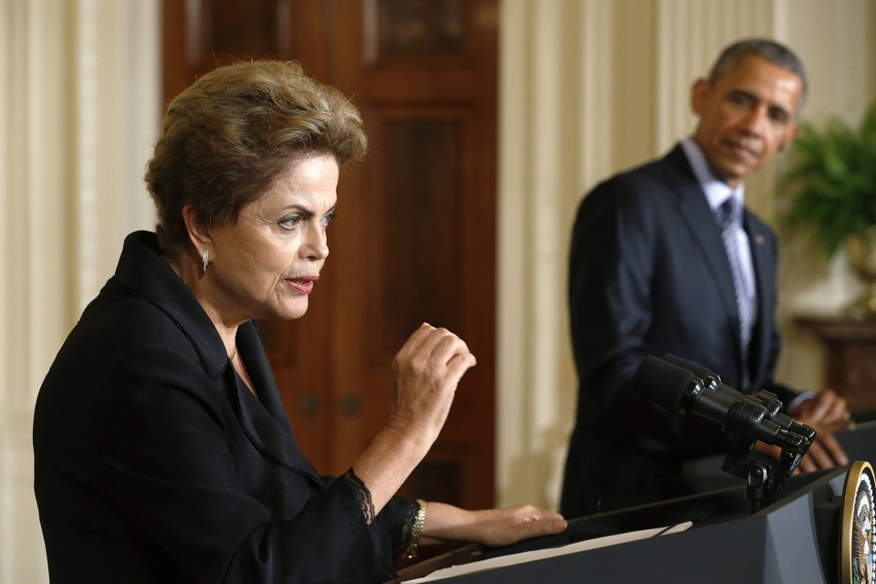 Dilma Rousseff em entrevista coletiva com o presidente do EUA Barack Obama. | Jonathan Ernst/Reuters