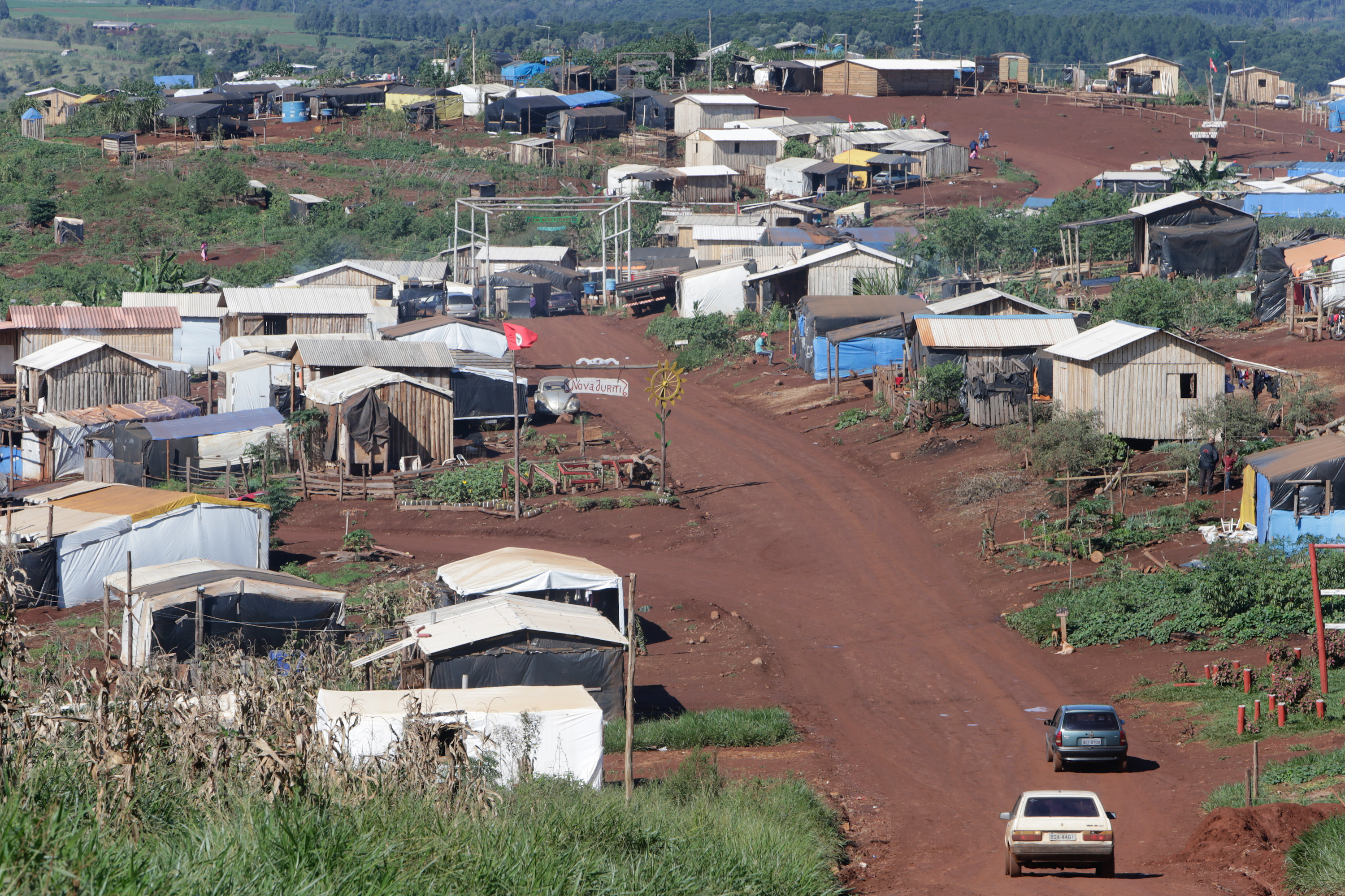 Acampamento do MST na área de litígio reivindicada pela Araupel. | Cesar Machado/Gazeta do Povo