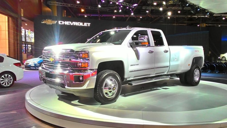 Conhecida no Brasil, Chevrolet Silverado possui motores 6.0 e 6.6. | Fotos: Fábio Cherubini/Gazeta do Povo
