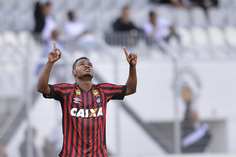 Nikão tem quatro gols em cinco finalizações na Série A | Folhapress