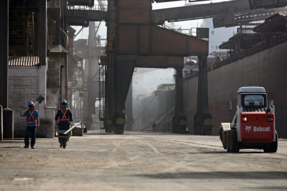 As exportações de básicos nos cinco primeiros meses do ano caíram 23,1%, para US$ 34,502 bilhões | Felipe Rosa/Gazeta do Povo